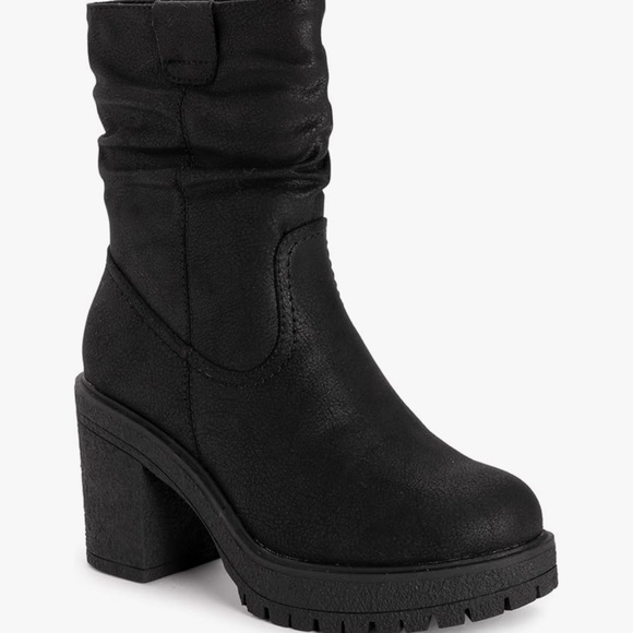 MUK LUKS Women's Riser Pop Boots Black Faux Fur Lining Memory Foam Insole 9 NEW - Picture 16 of 16